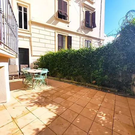 Con Giardino La Spezia