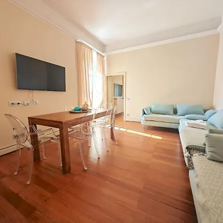 Apartment Con Giardino La Spezia